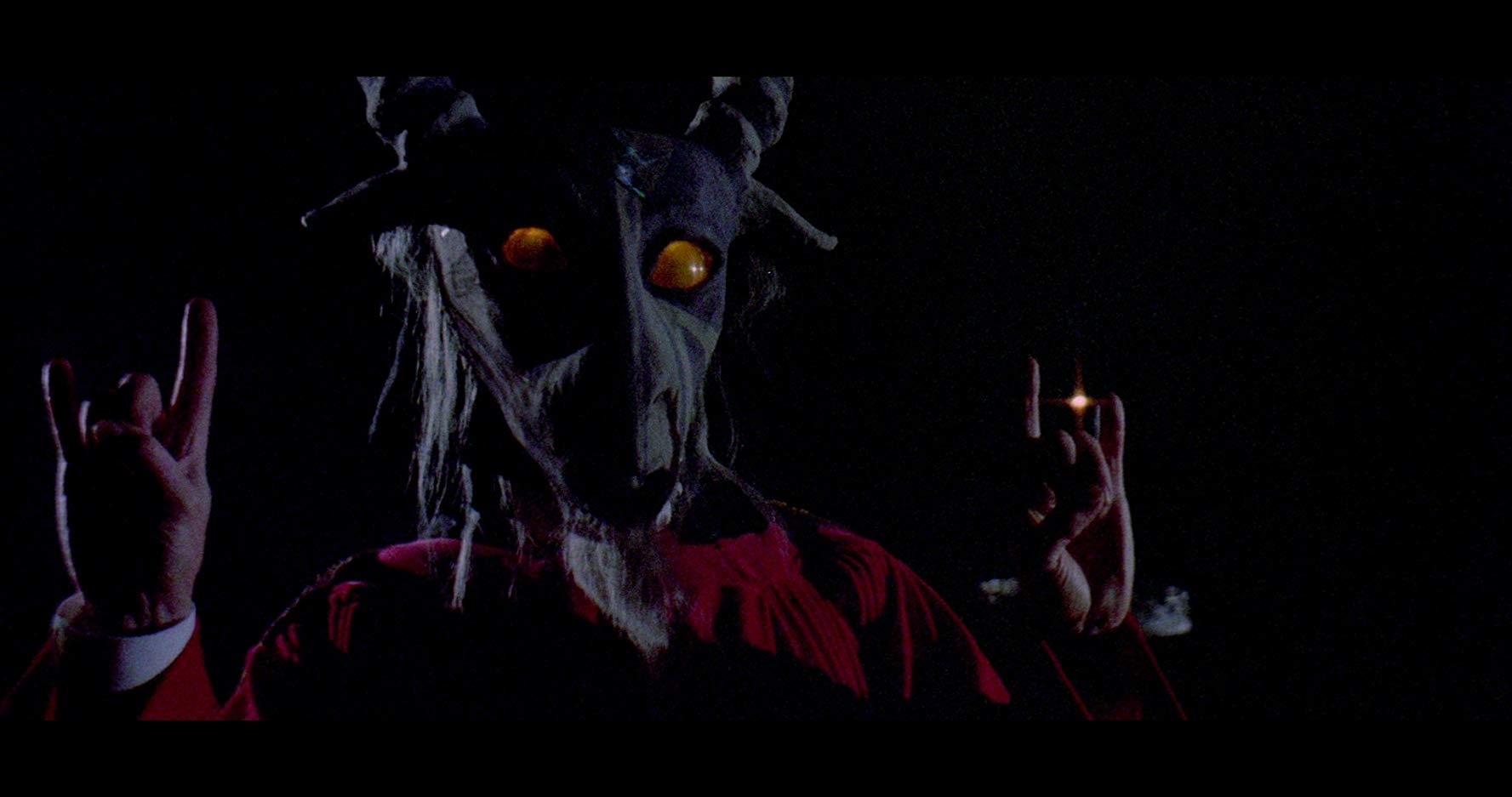 MV5BMDFhNjBhYTAtNWZjZS00YzYzLTllMTgtZDE1ZTUzNzAxNDhjXkEyXkFqcGdeQXVyOTc5MDI5NjE@._V1_SX1777_CR0,0,1777,937_AL_